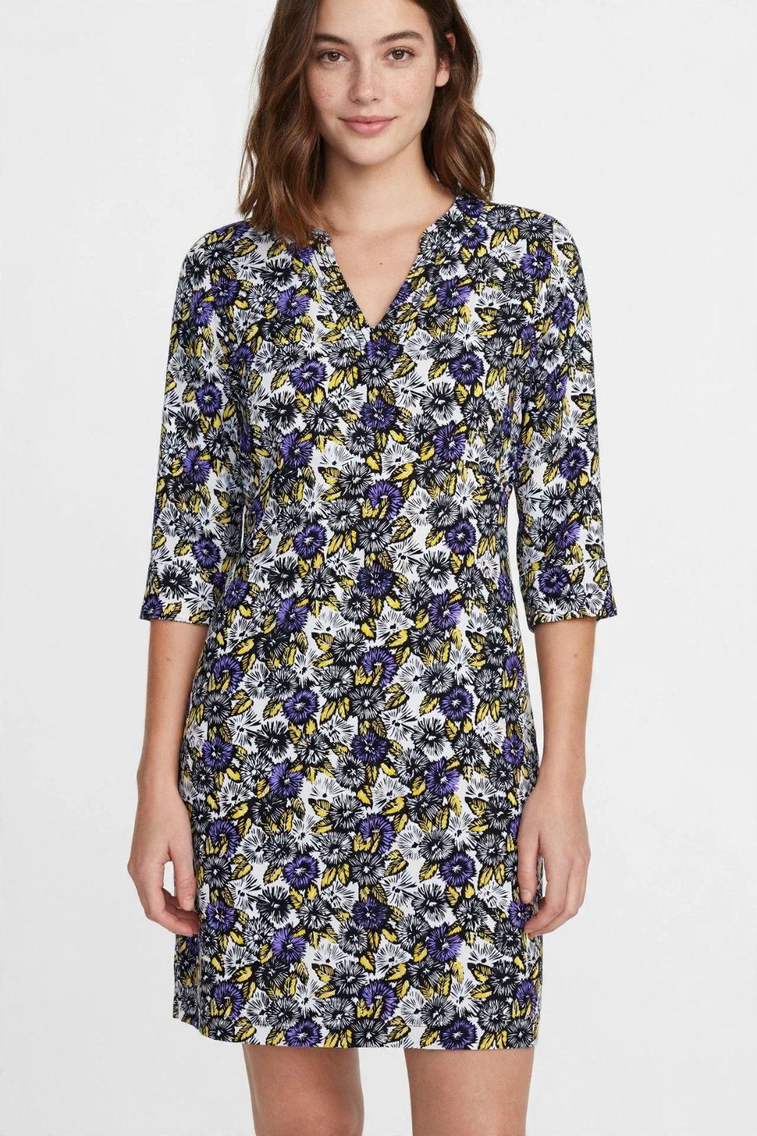 Robe fleurie très chic en très bon état presque Neuf ♥️♥️ taille 10 correspond à 38 petite Fr