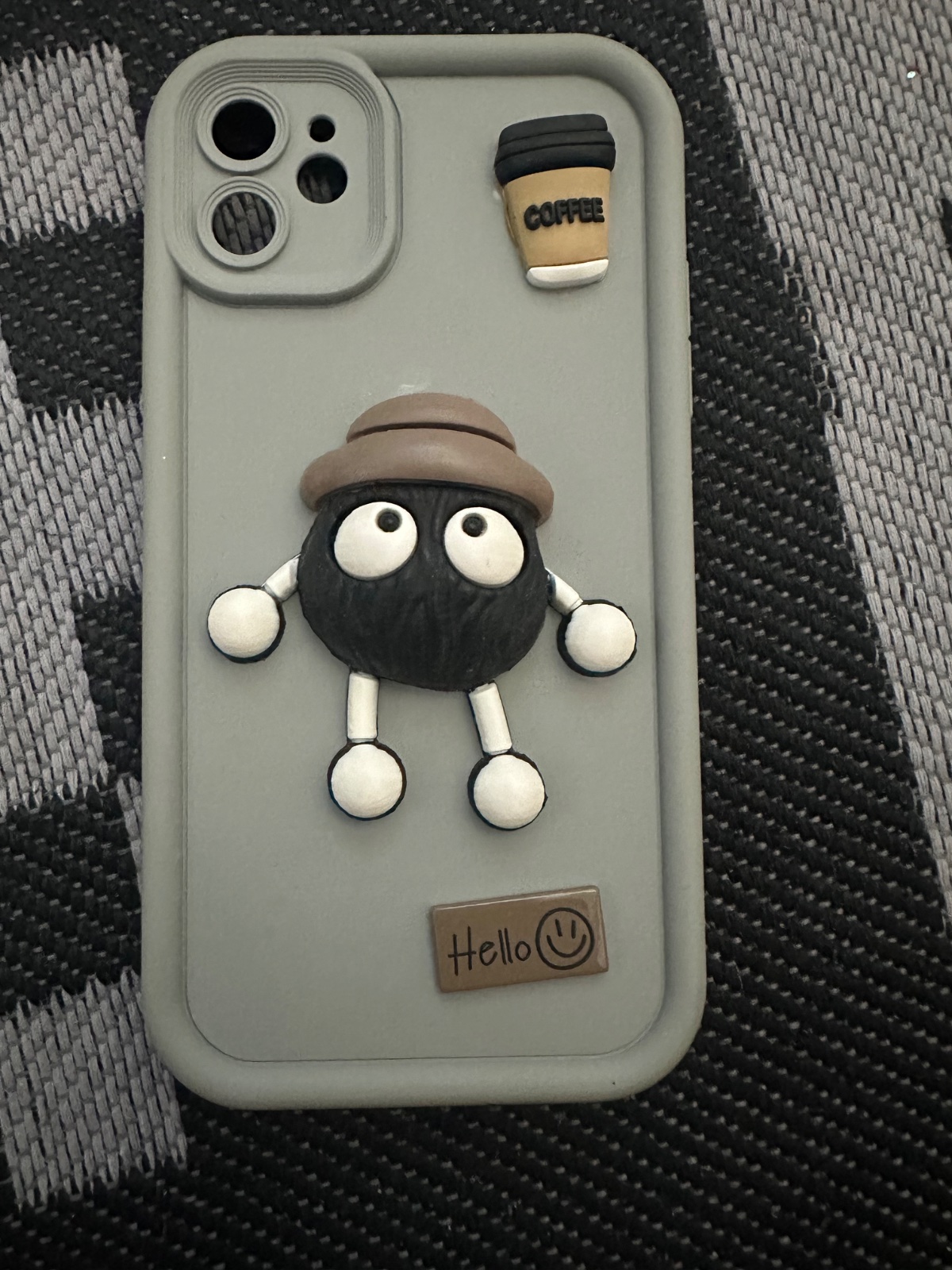 Cache telephone