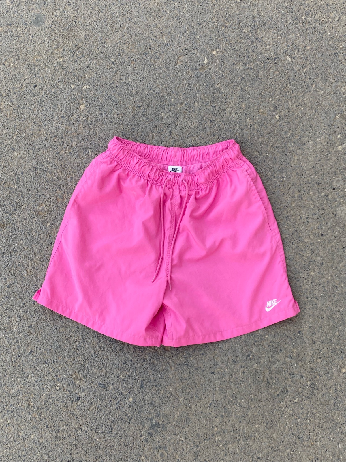 Pink short