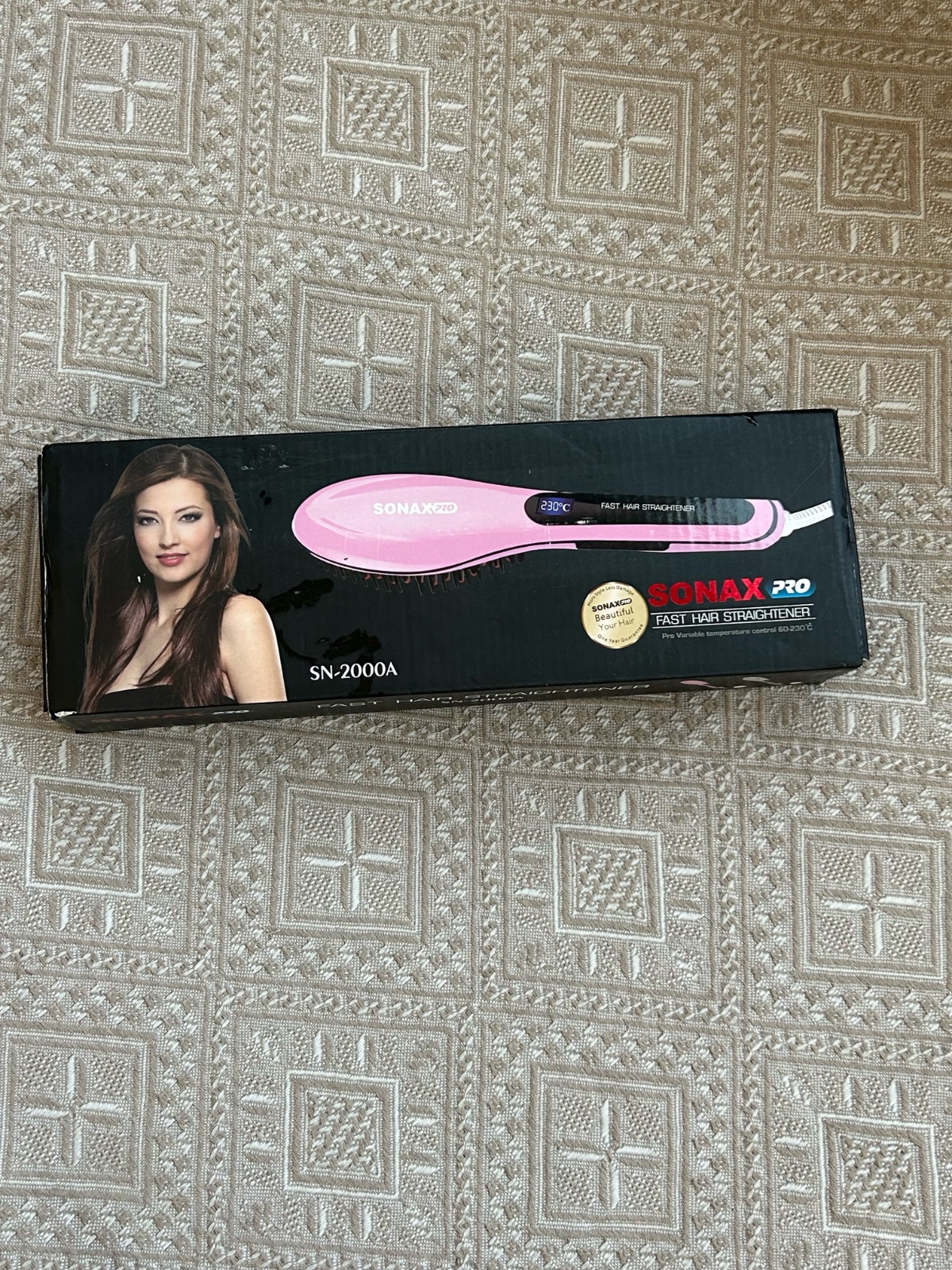 Hair straightener