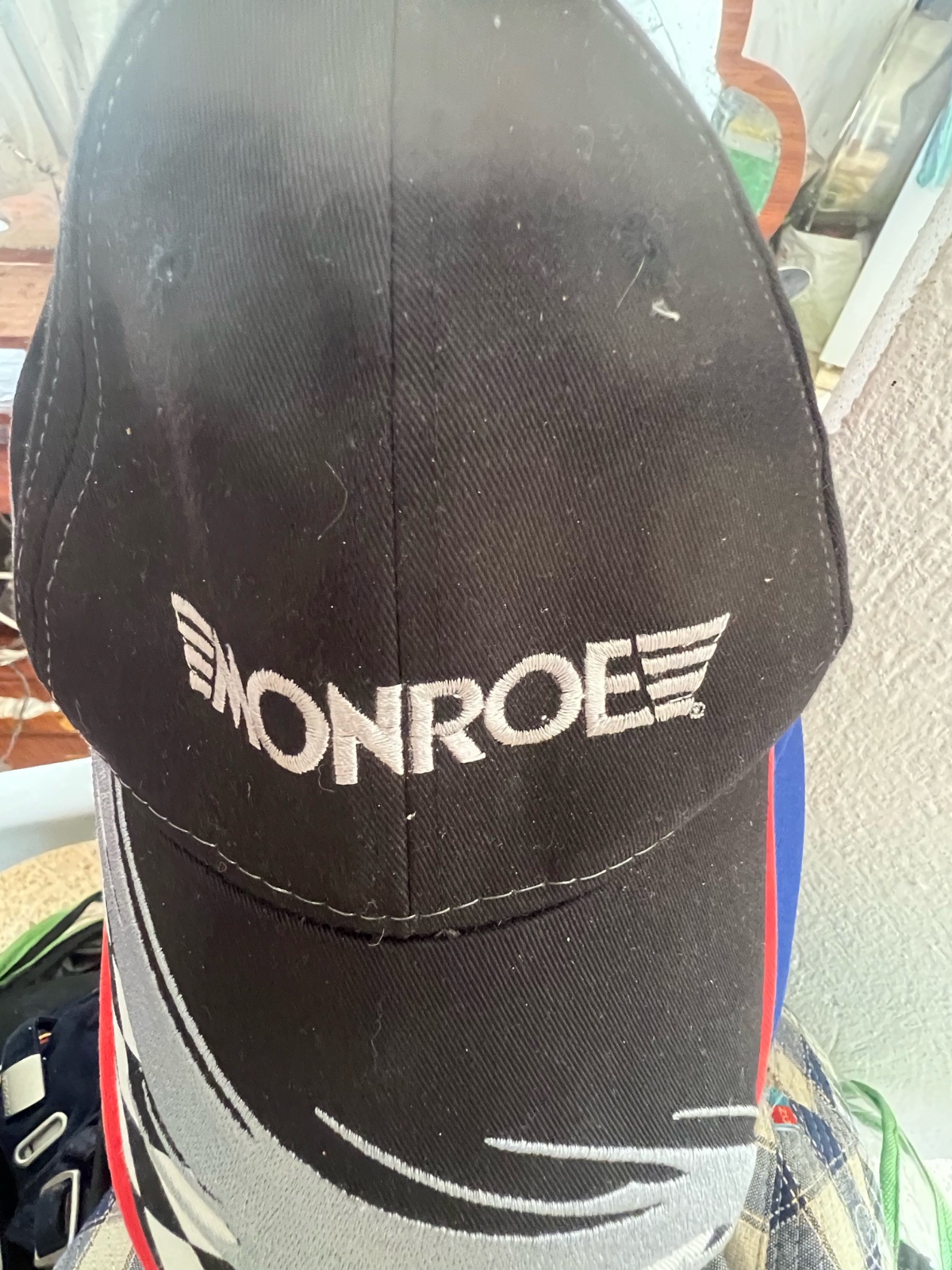 Chapeaux