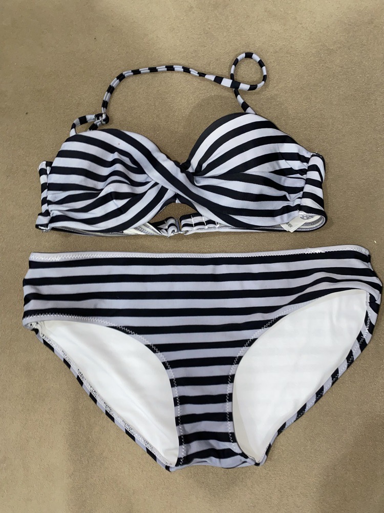 bikini 