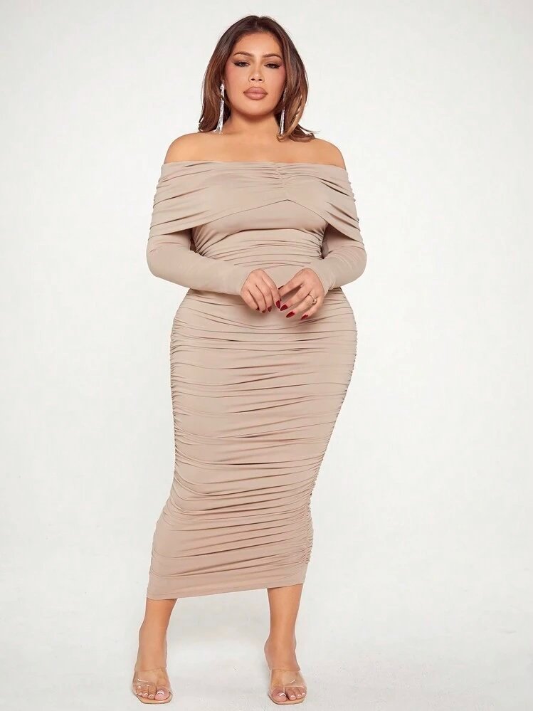 Robe mi-longue bardot ruchée - Beige / Nude - Taille XL 
