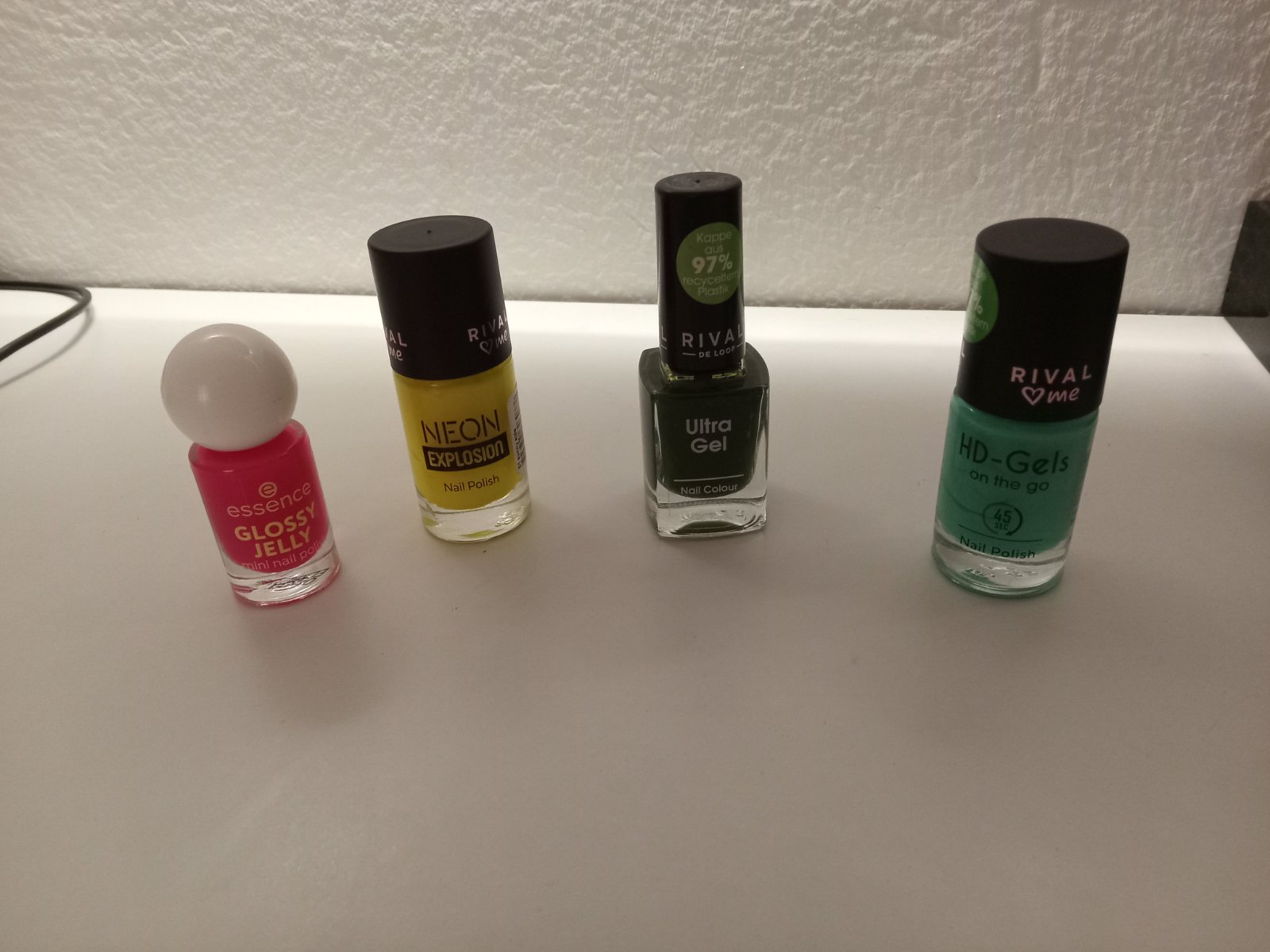 Lot de 4 vernis