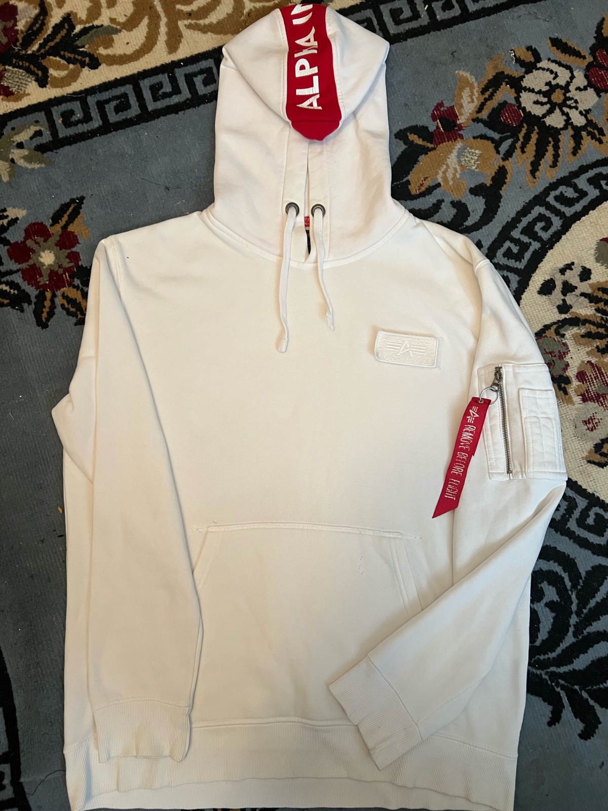 Capuche Alpha Industries