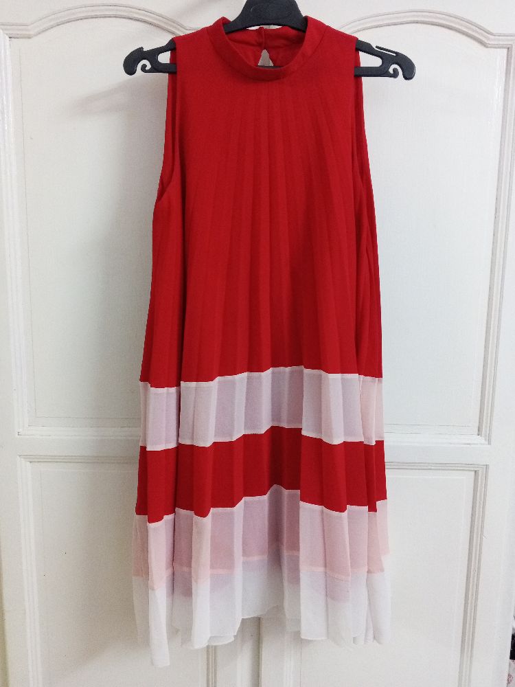 Robe courte