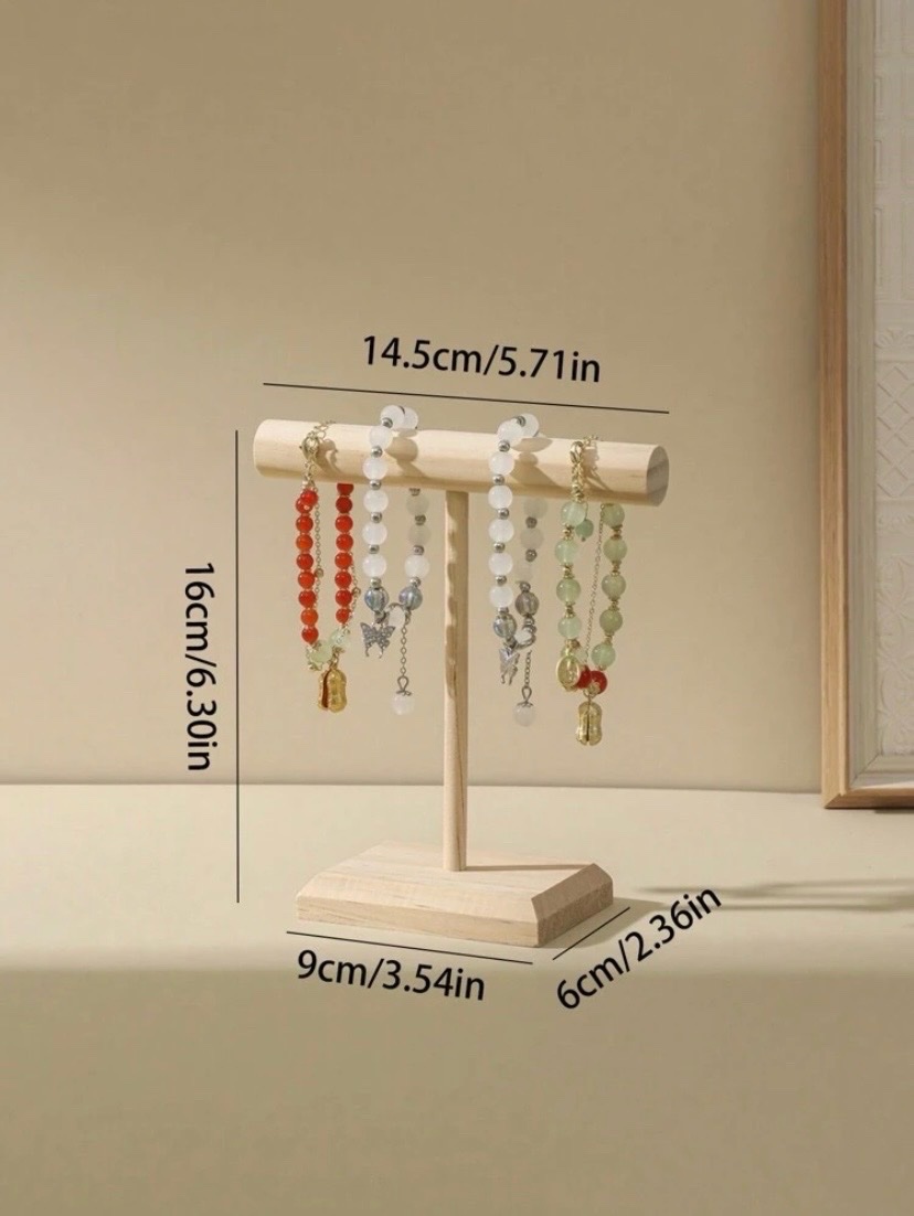 Holder for bracelets