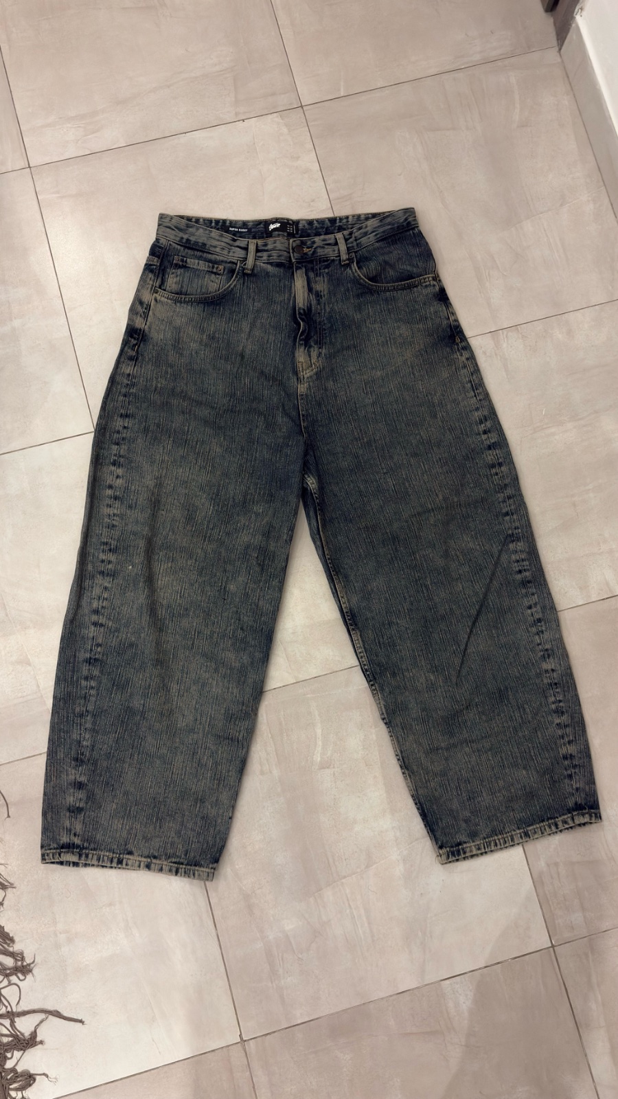 Jean streatwear super baggy trop style de STWD