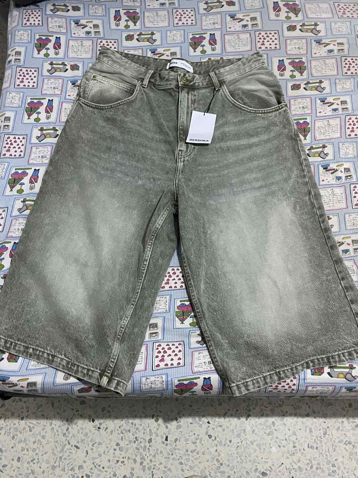 Baggy shorts