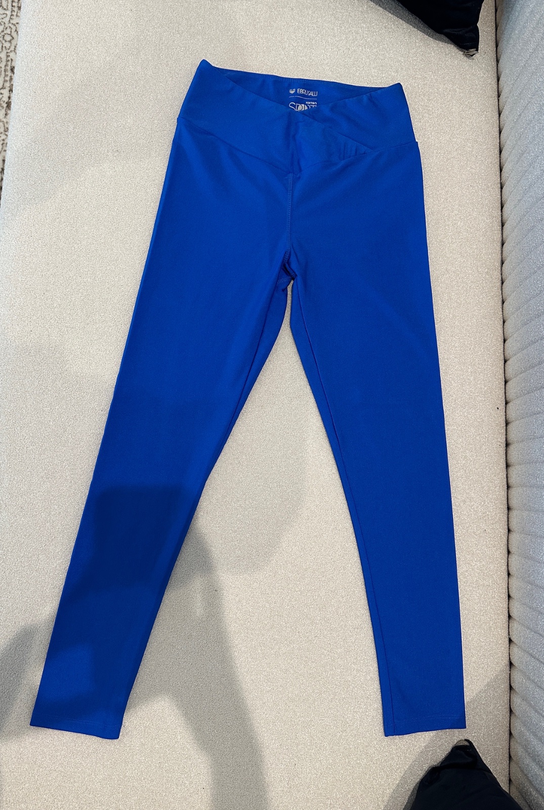 Lot de 4 leggings de sport taille S 