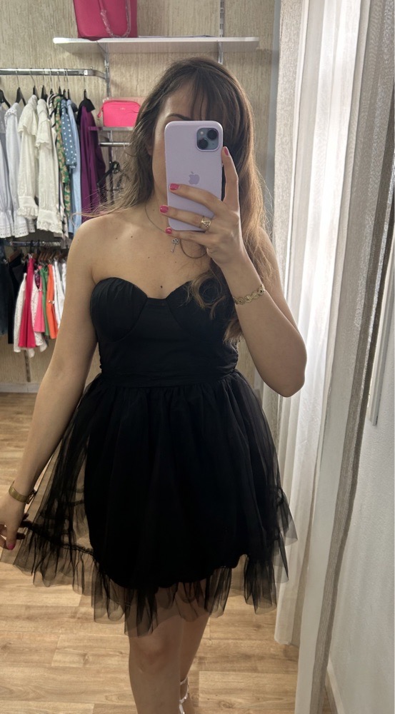 Robe noir 
