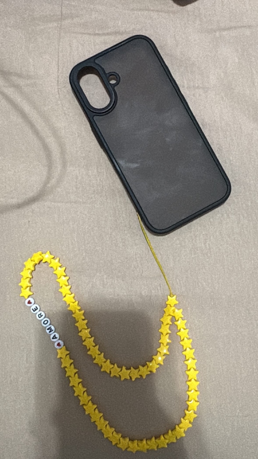 Collier telephone 