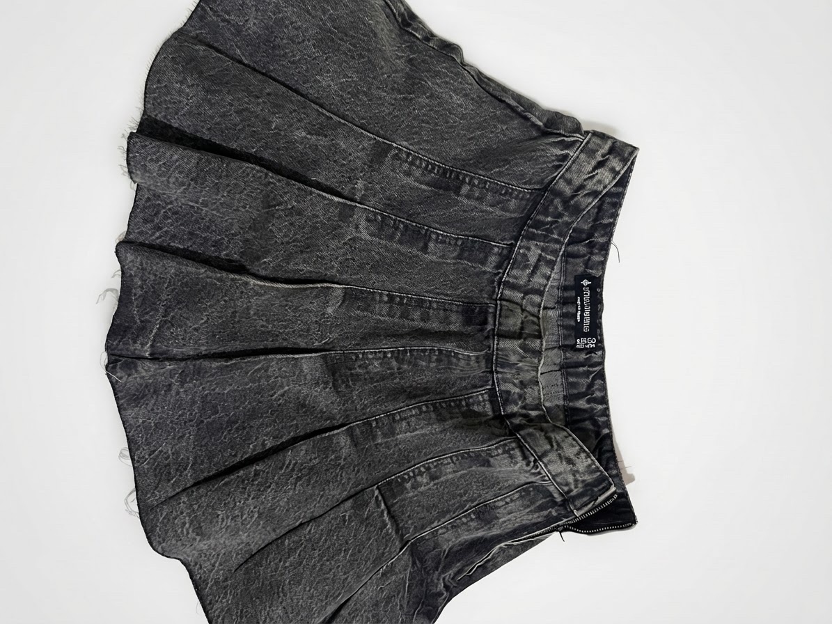 Jupe stradivarius jamais porte