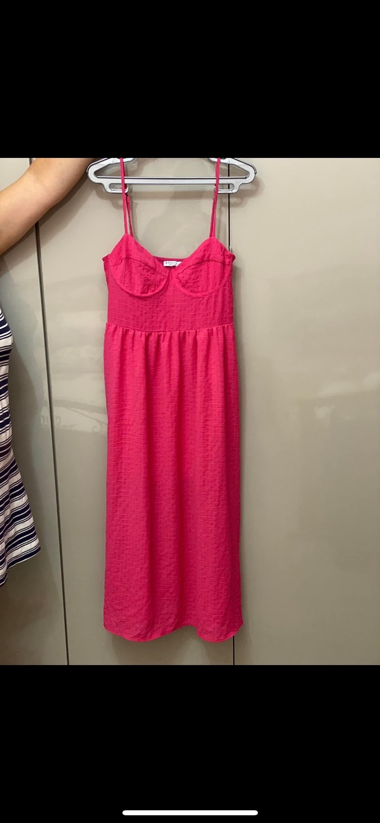 Robe rose stradivarius