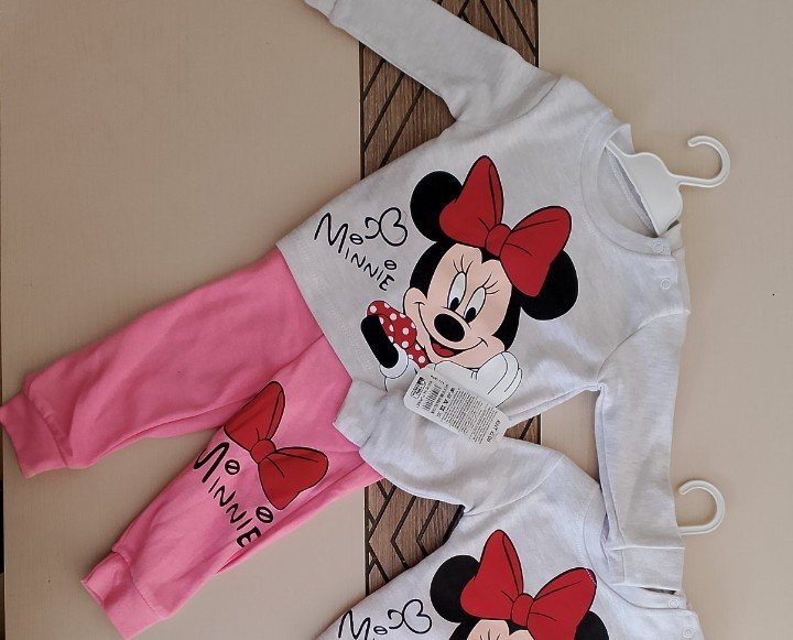 Jogging bébé Minnie mouse importation Turquie 