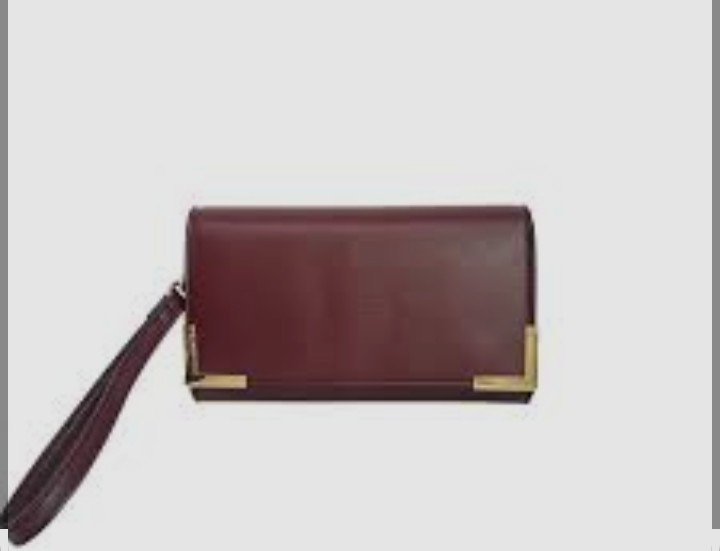 Pochette tendance bordeaux 