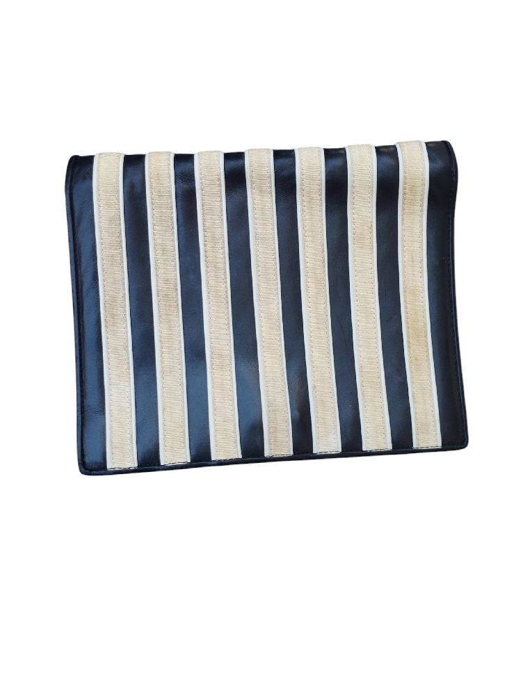 Sac Valentino  garavani en promo 40 dinars 