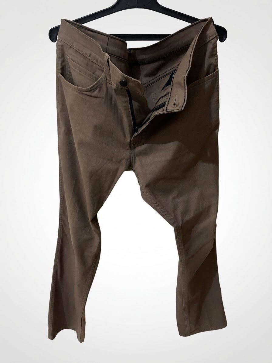 Pantalon levis 