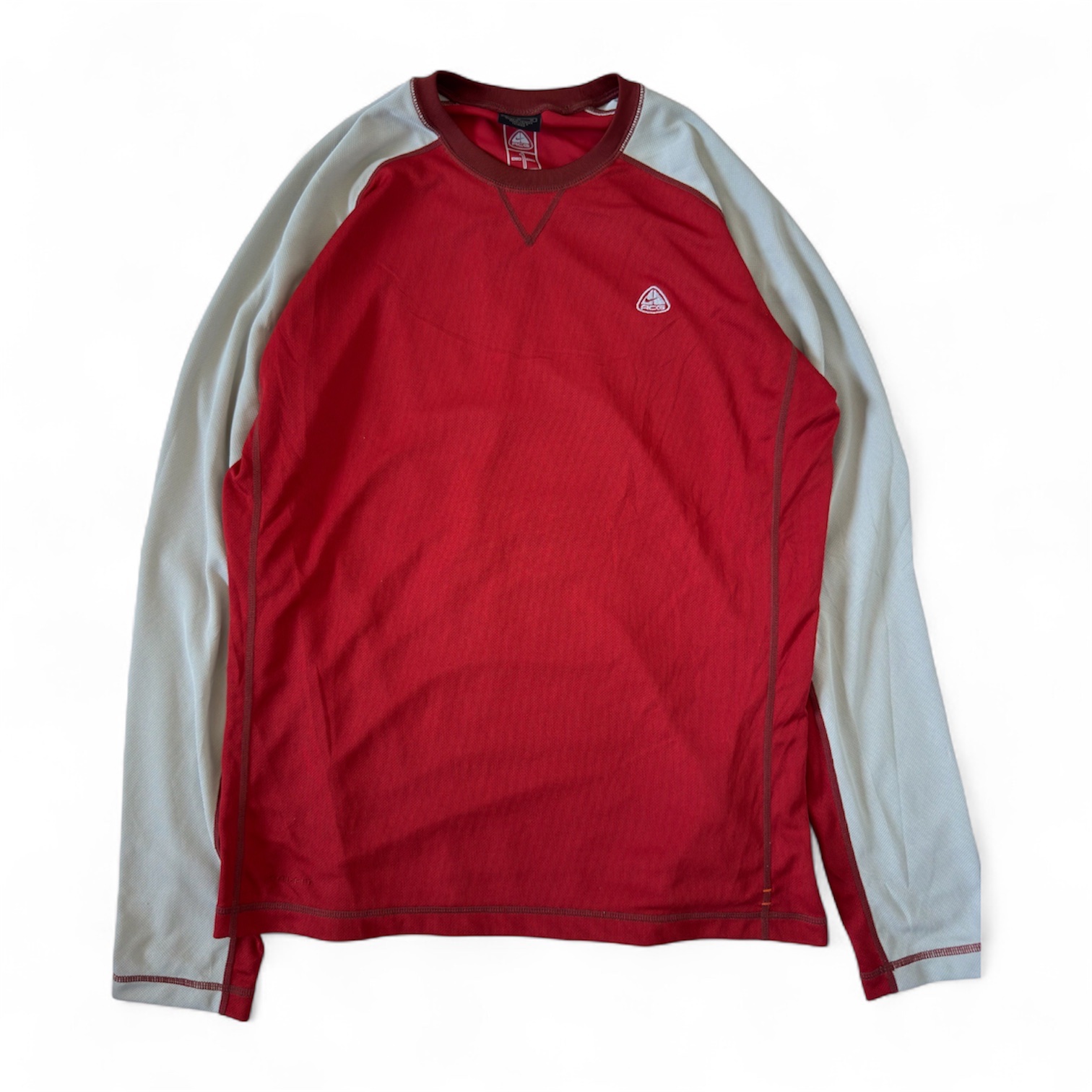 Nike ACG Long Sleeve.(UNISEX)