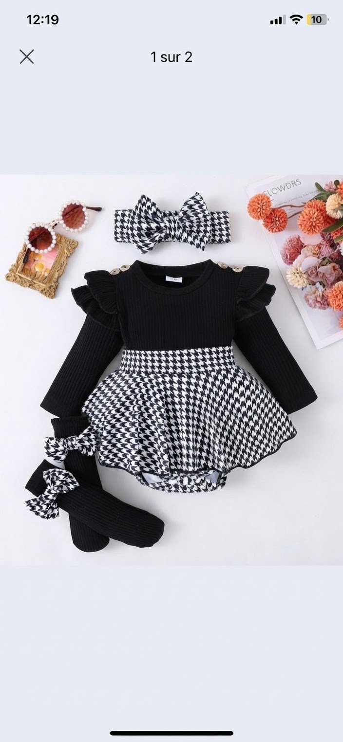 Robe noir  et robe rouge 