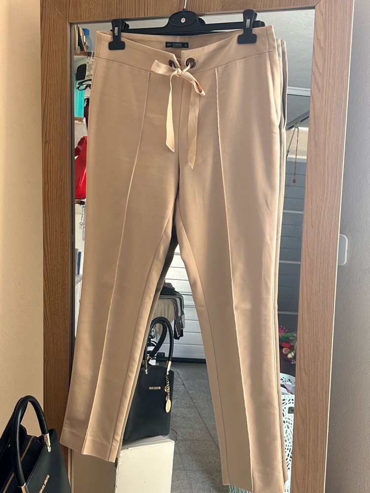 Pantalon kastelo