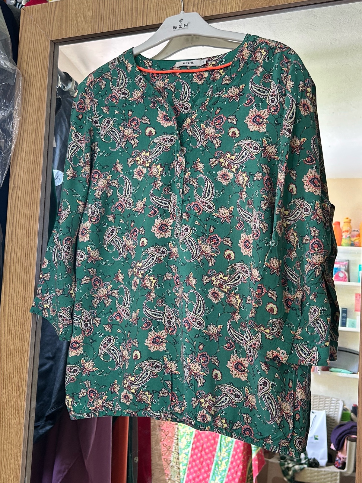 Chemise