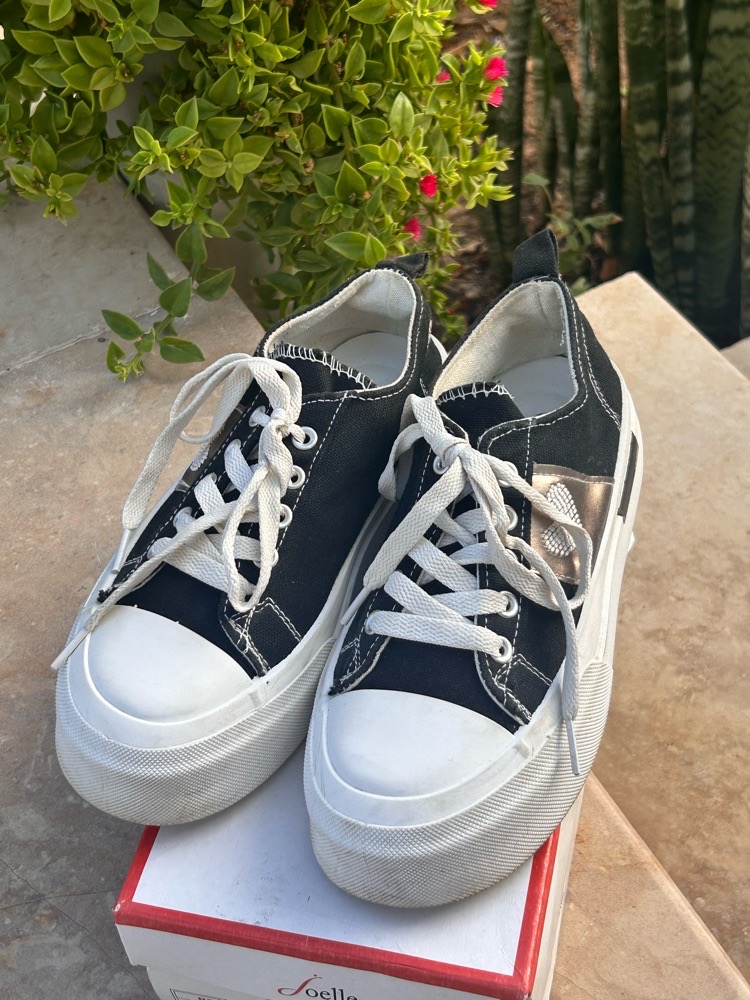 Converse