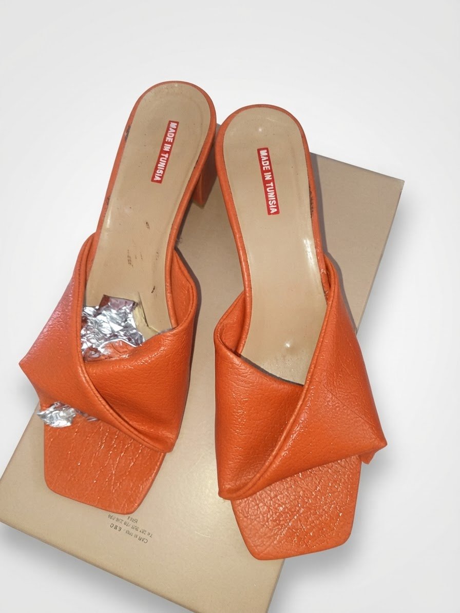 Demi talon orangé