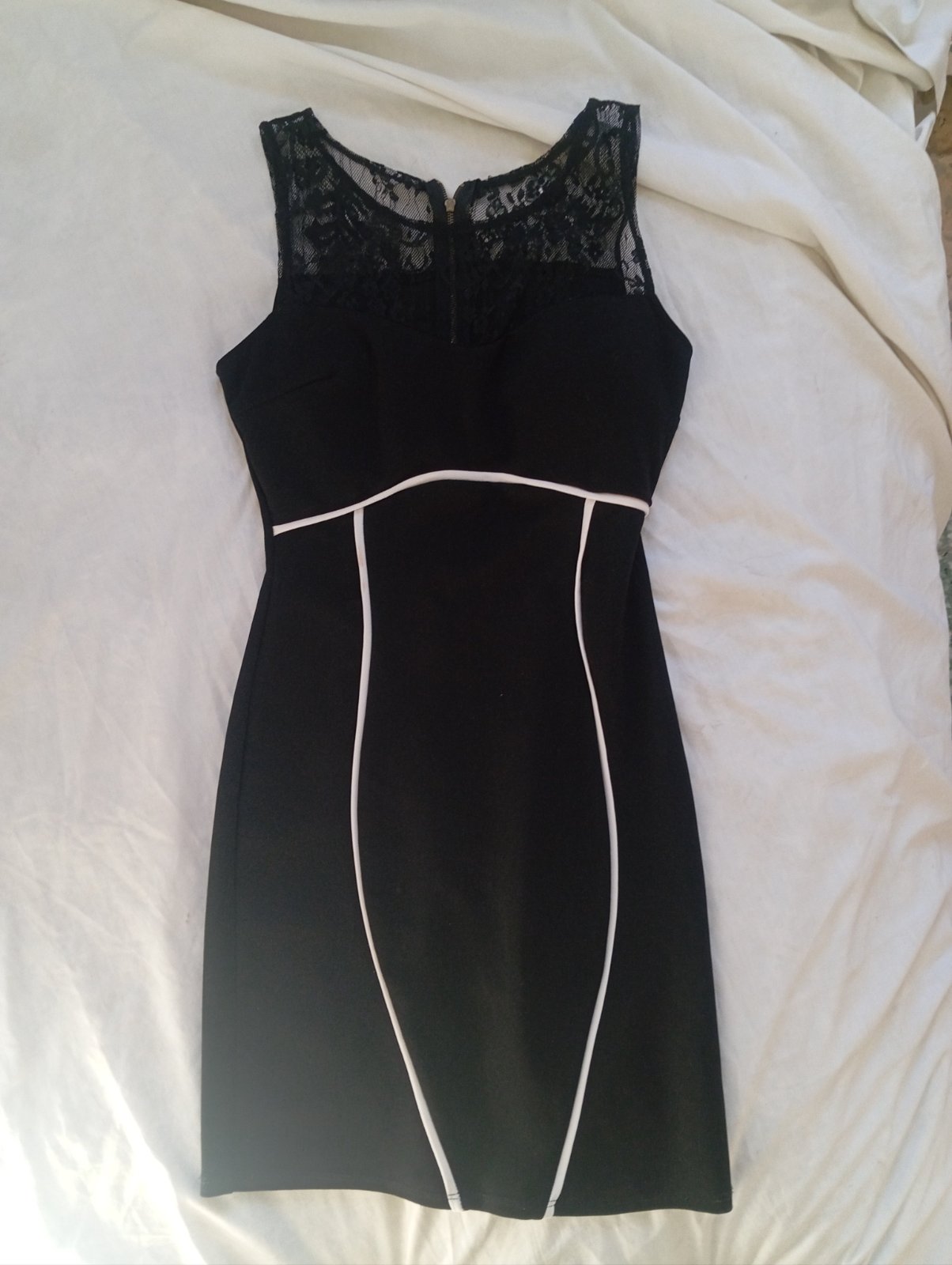 Robe noir