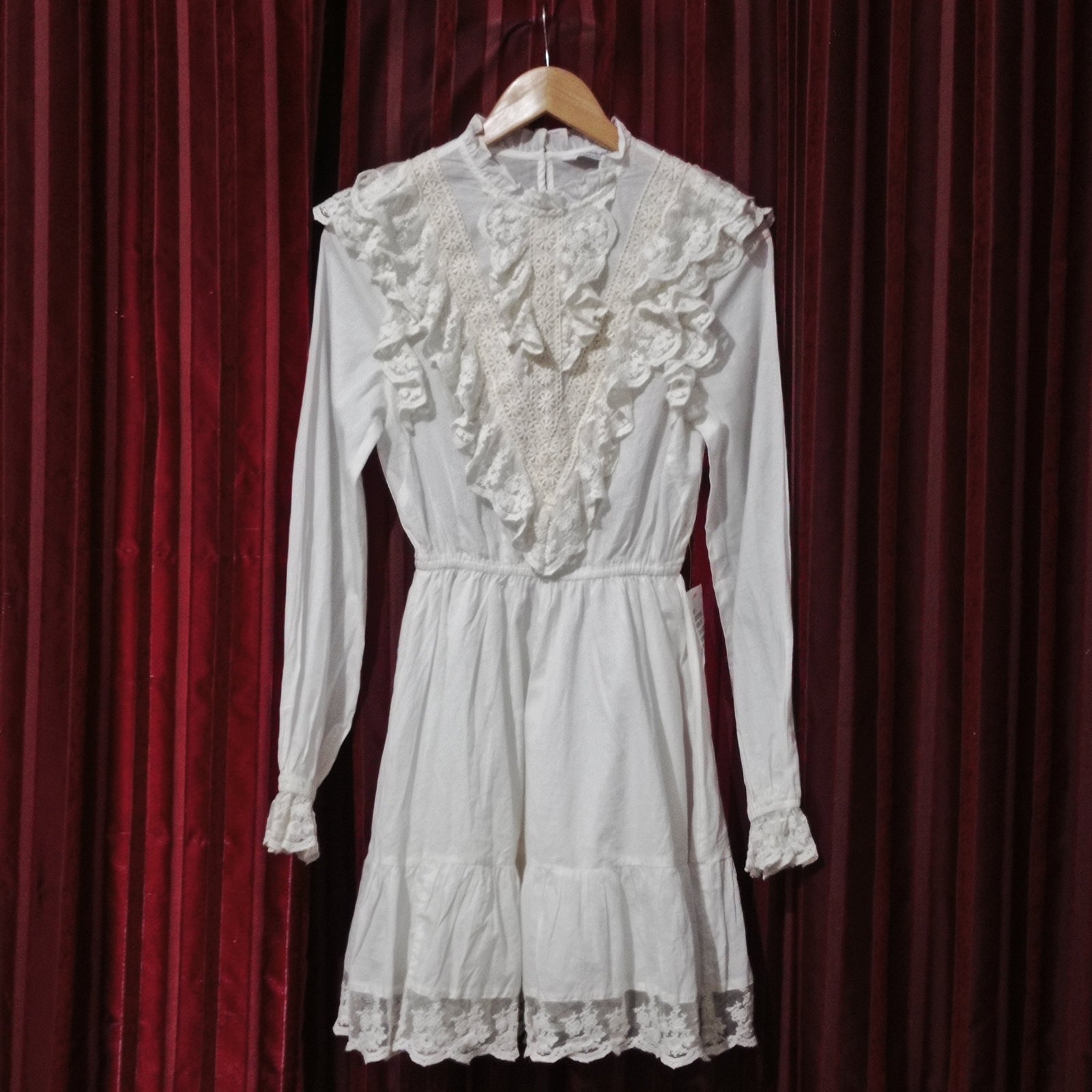 Magnifique robe vintage/bohème, col victorien 