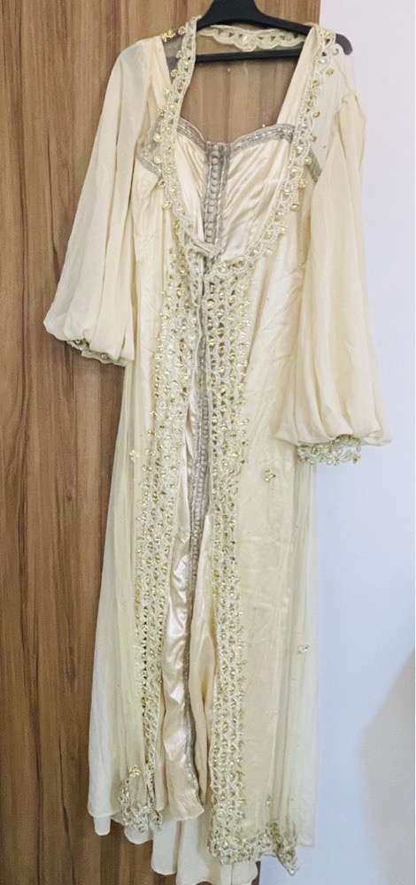 Caftan doré deux pièces