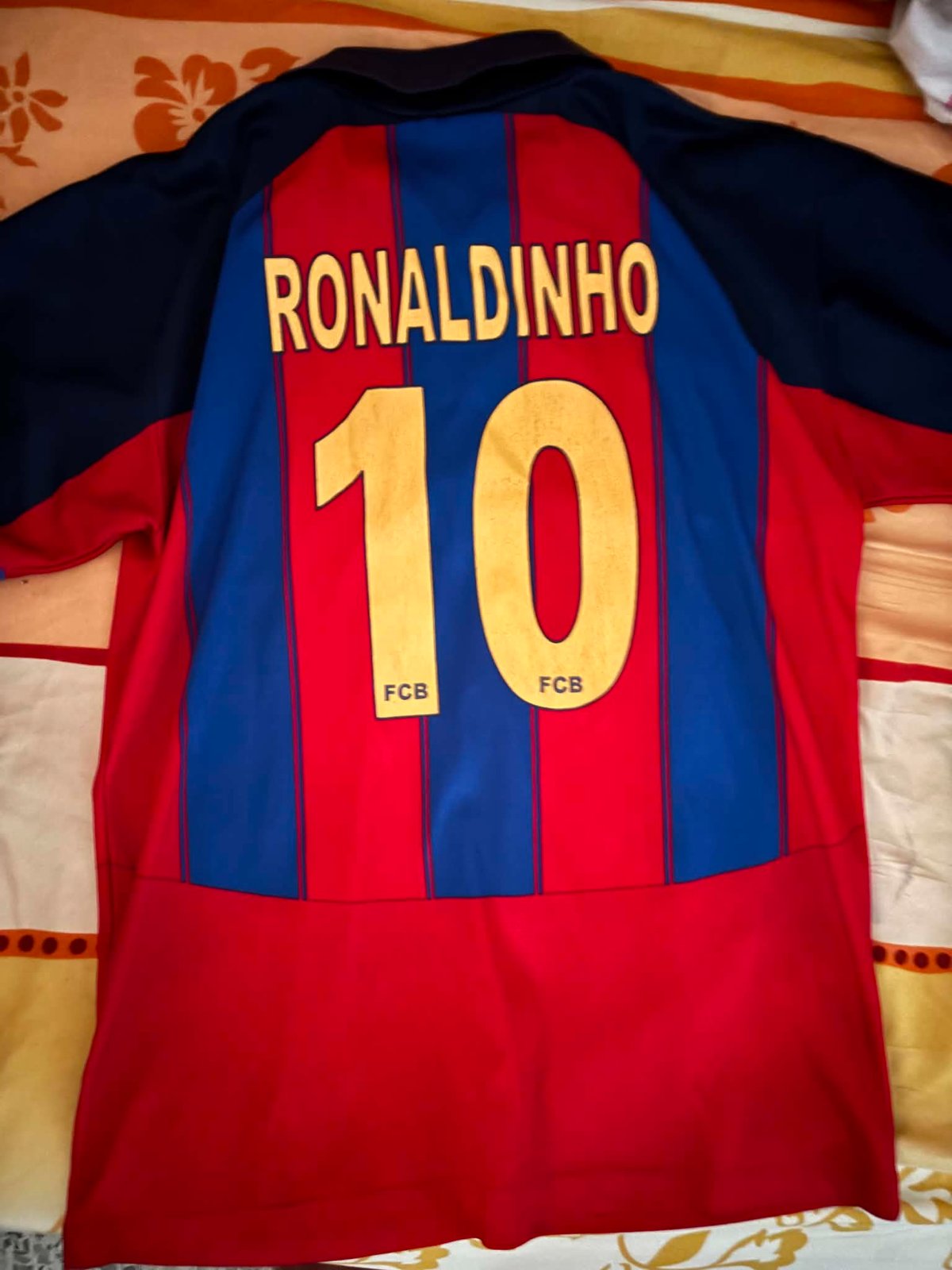Ronaldinho retro jersey 