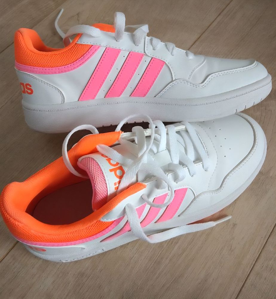 Baskets  adidas 