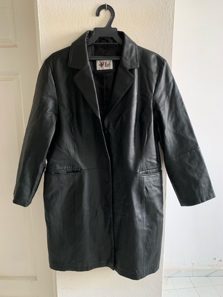 Manteau vrai cuir noir 