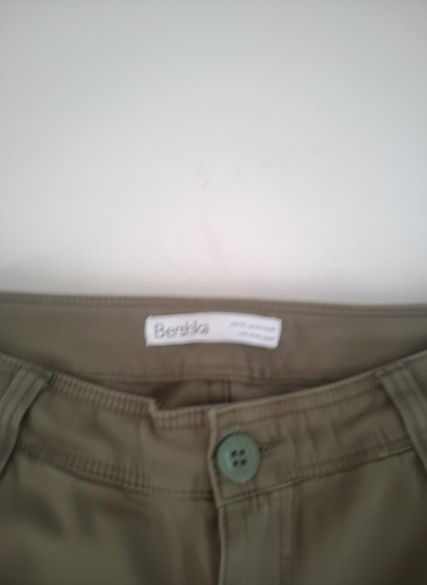 Jeans Bershka neuf 
