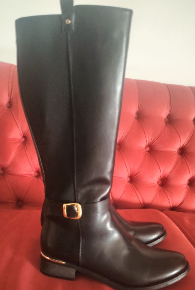 Bottes noir neuf très chic 💯