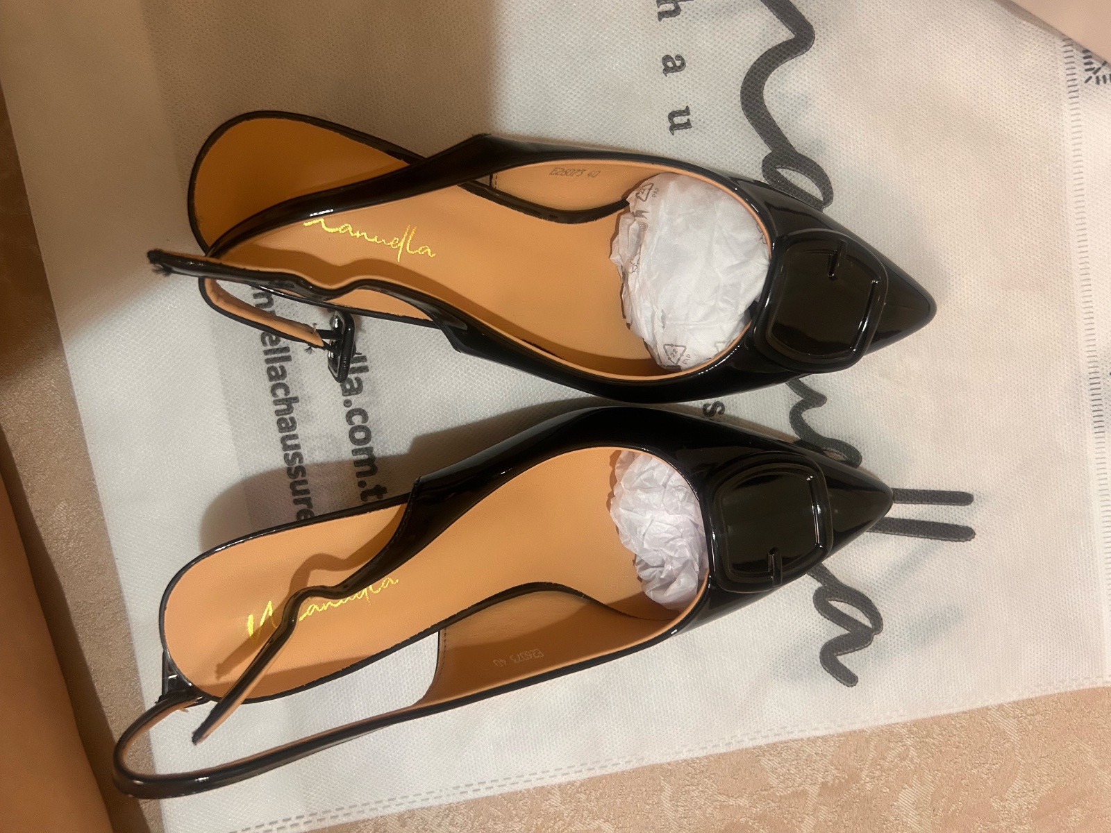Talon noir taille 40