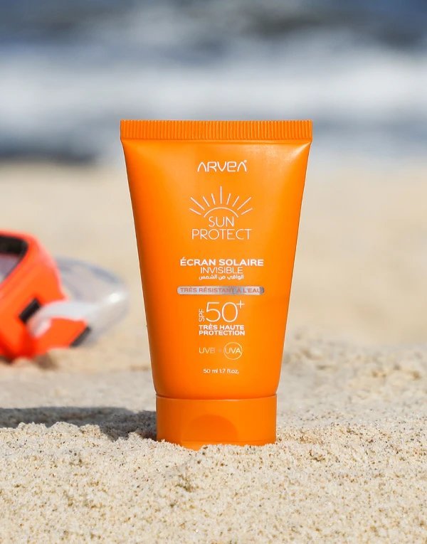 ÉCRAN SOLAIRE INVISIBLE SPF 50 + SUN PROTECT + Cadeau 