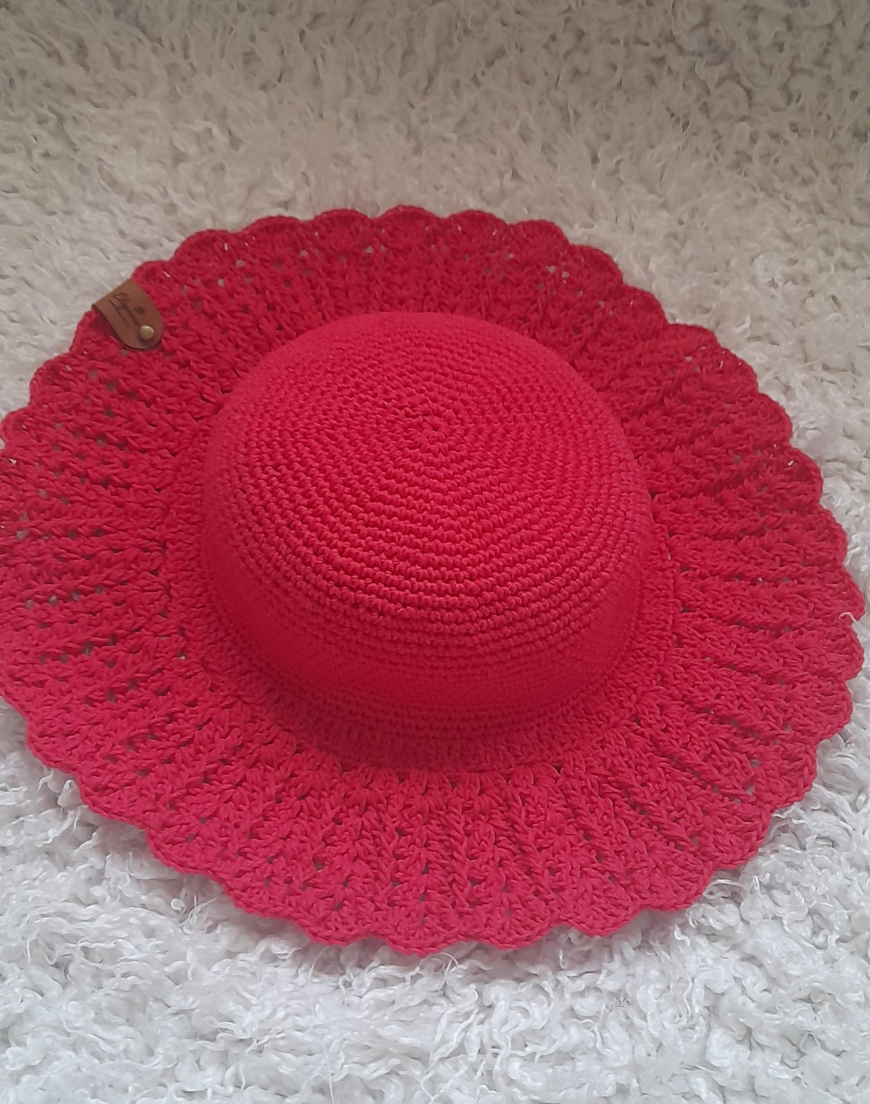 Chapeau en broderies 