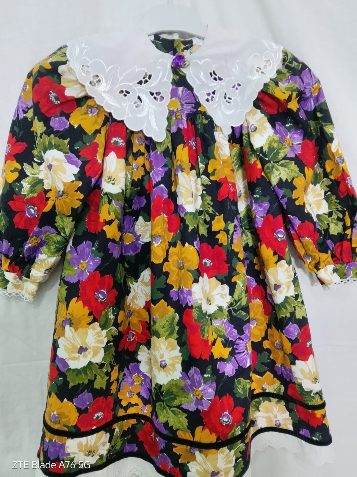 Robe fille très belle en coton100%