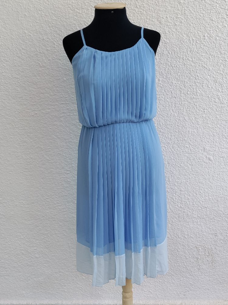 Très belle robe de Sandro