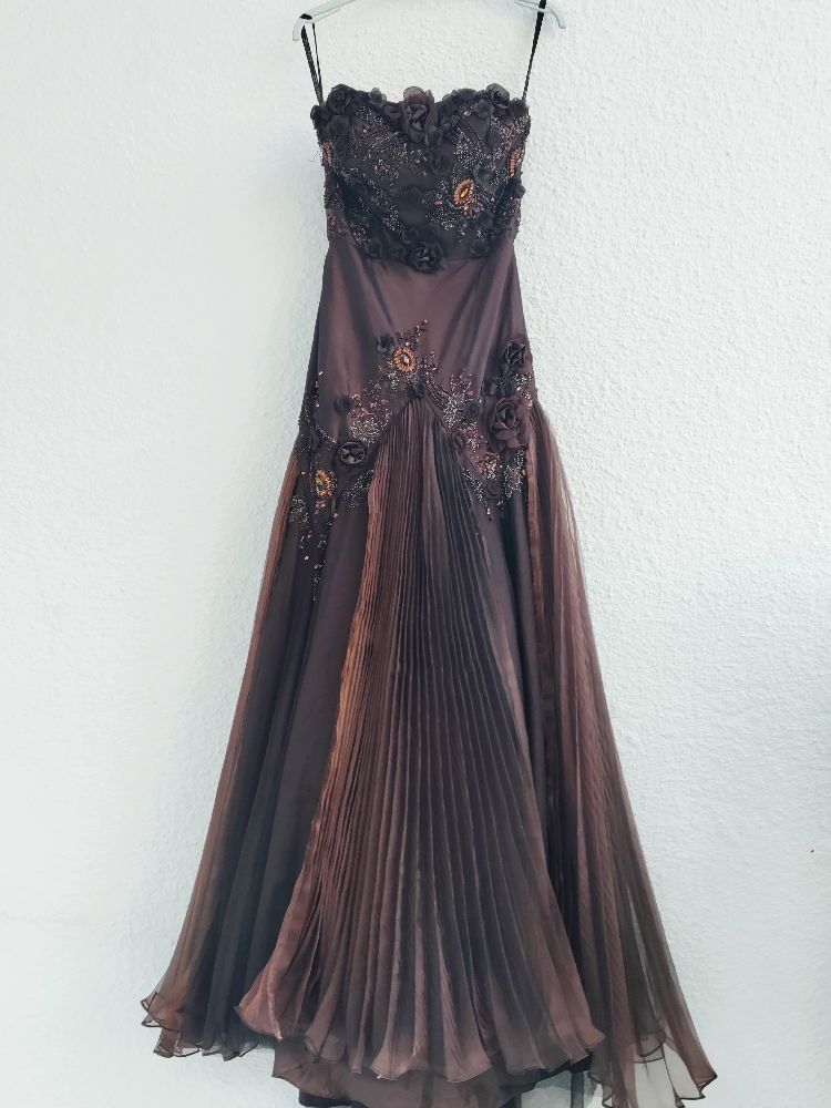 Belle robe de soirée et cerimoniep