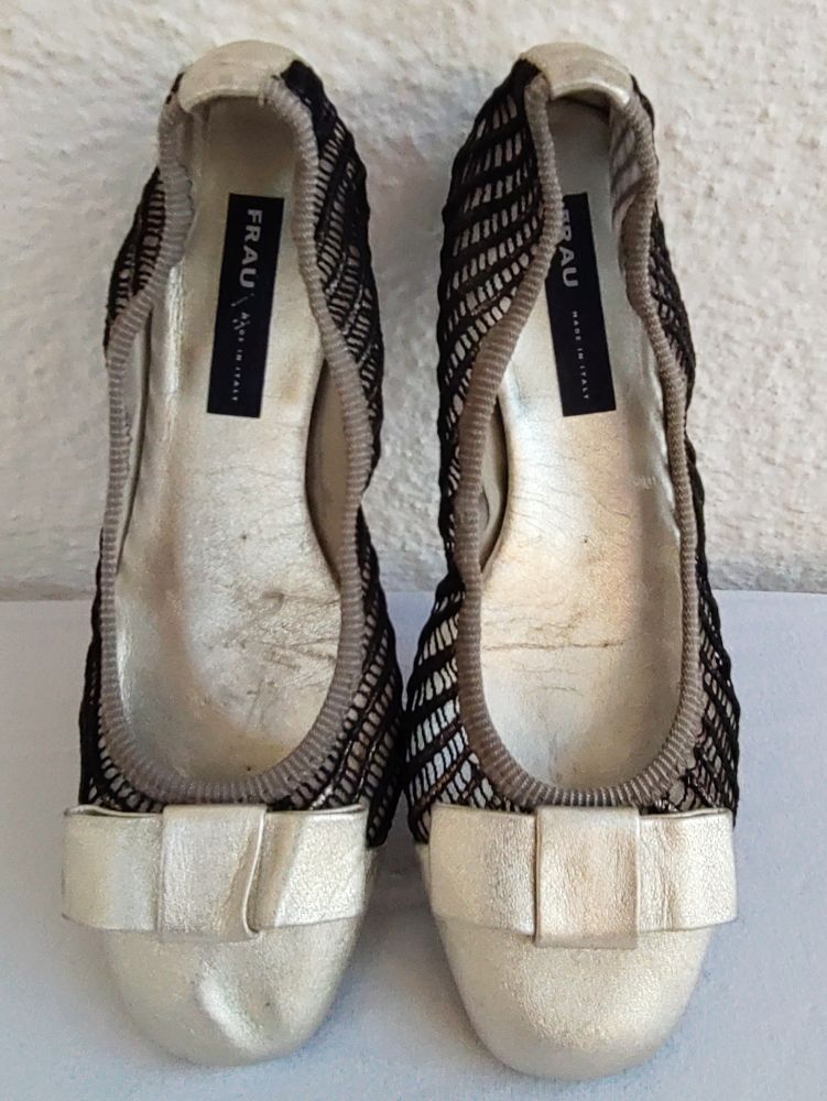 Belle chaussure ballerines  de Frau