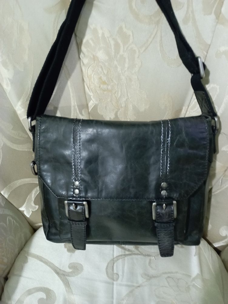 Sac en cuir. de  marque Fossil