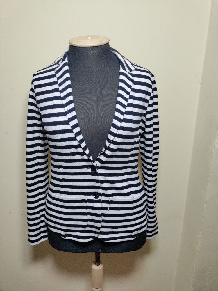 Jolie veste de Tom Tailor taille/S