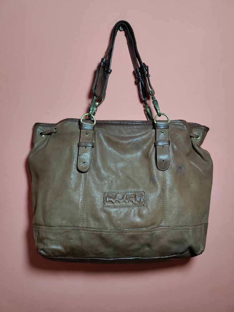 Magnifique sac vintage en cuir Max&Co.par Max Mara présentant de légèreds traces d'usure