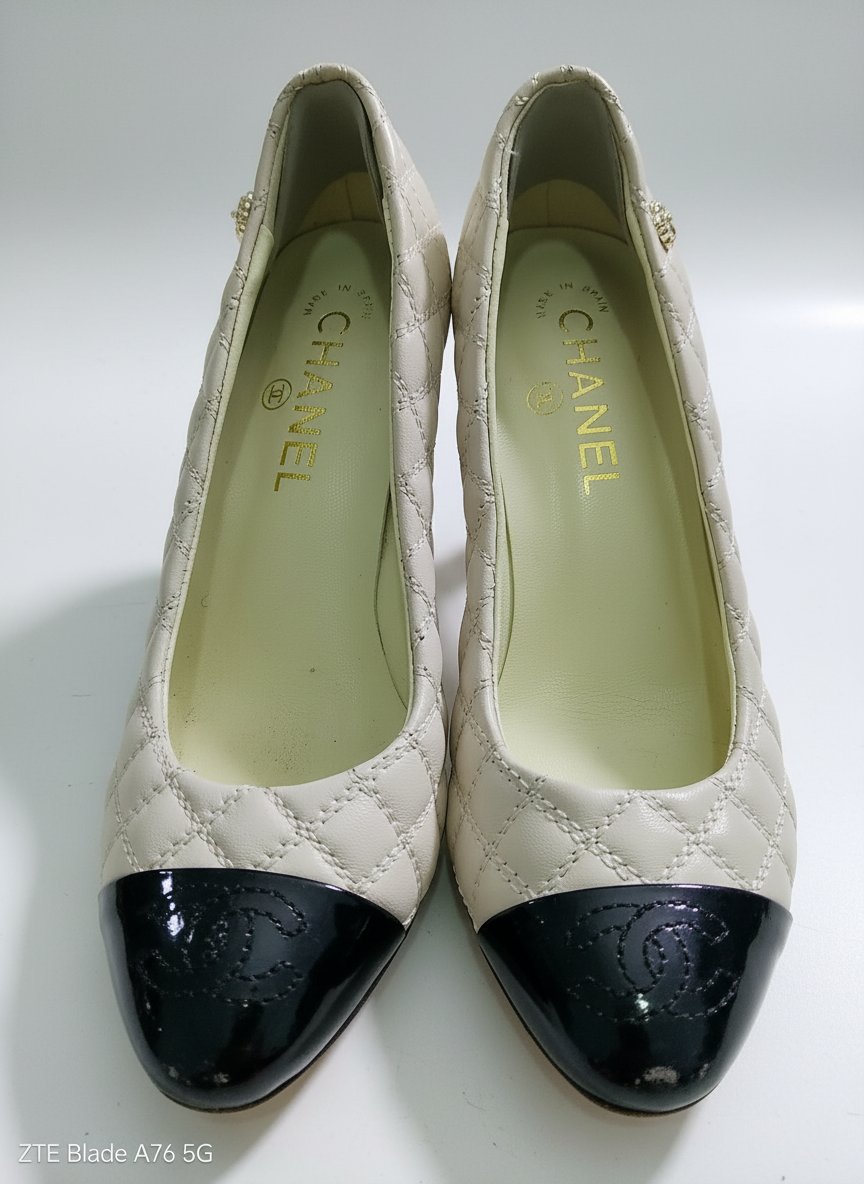 Escarpins style Chanel