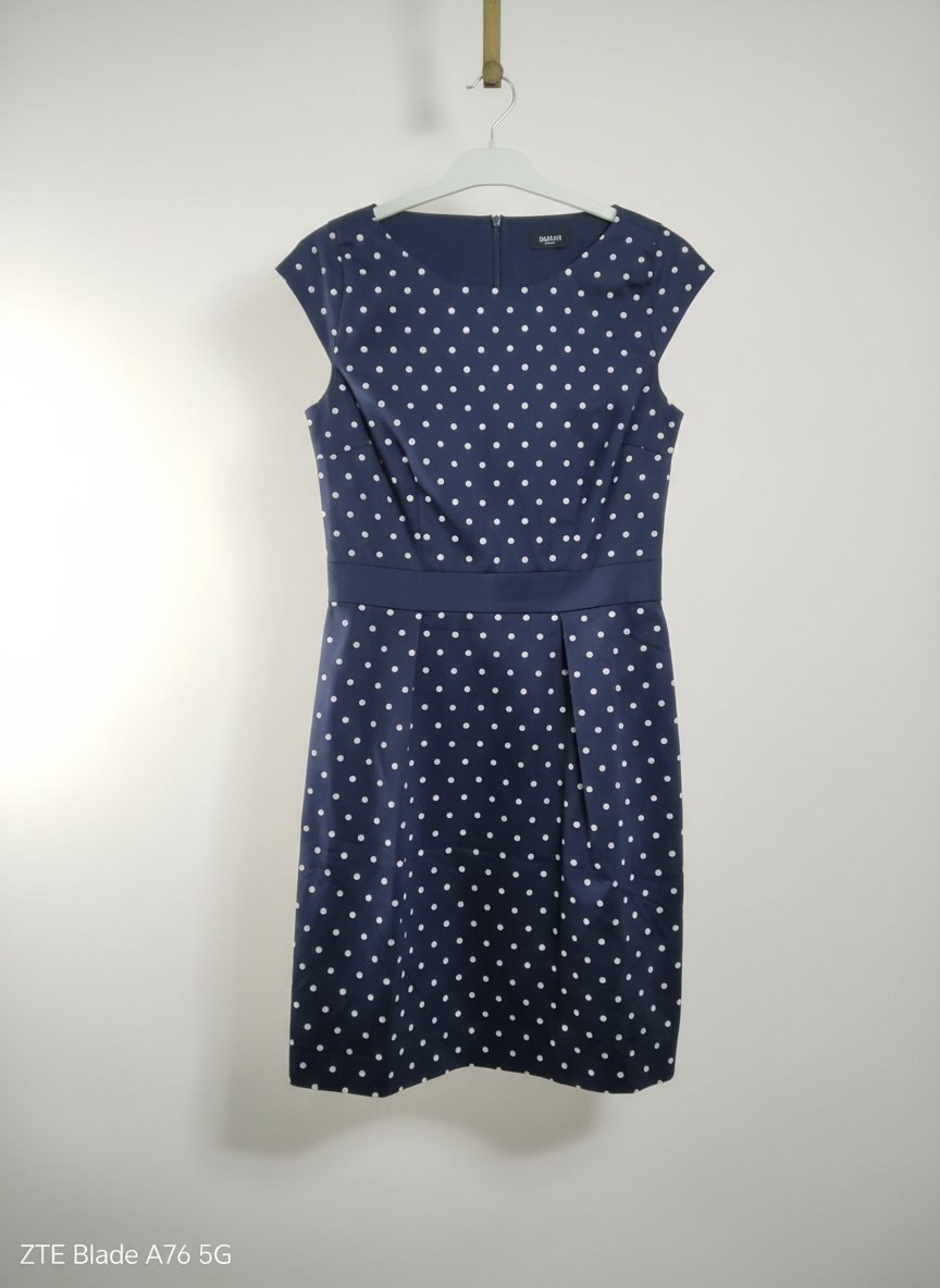 Robe Marella