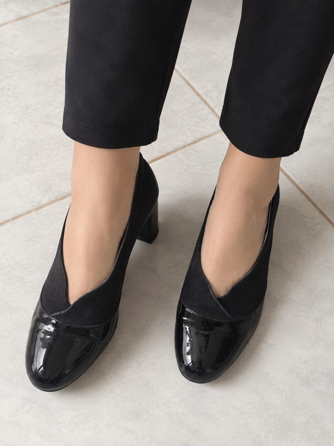 Escarpins noirs vernis & daim – Élégants et chic