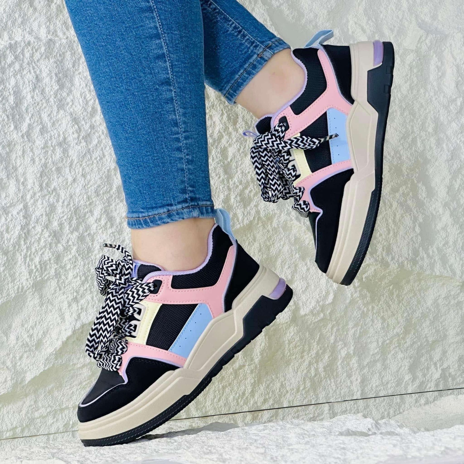 Chunky sneakers